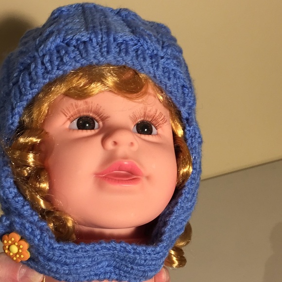 Hand Knit Child's Winter Hat + 2 Pairs Mittens - Picture 8 of 15